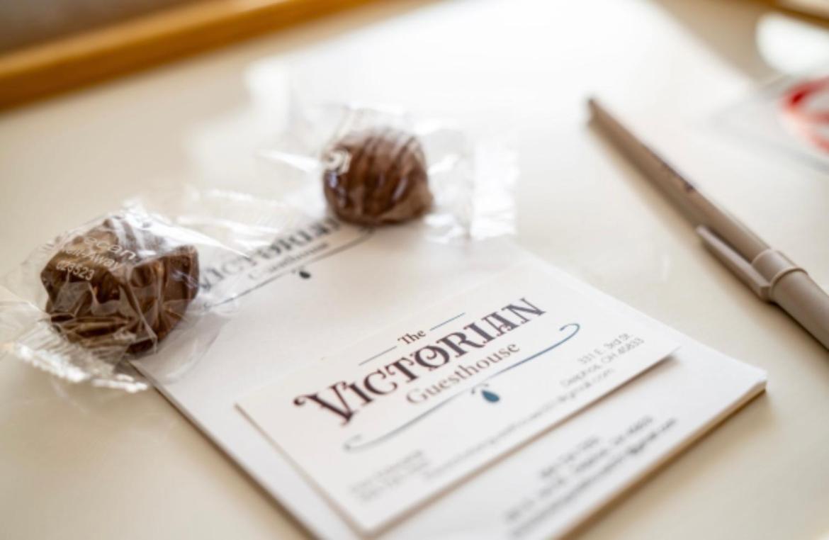 The Victorian Guesthouse Delphos 외부 사진